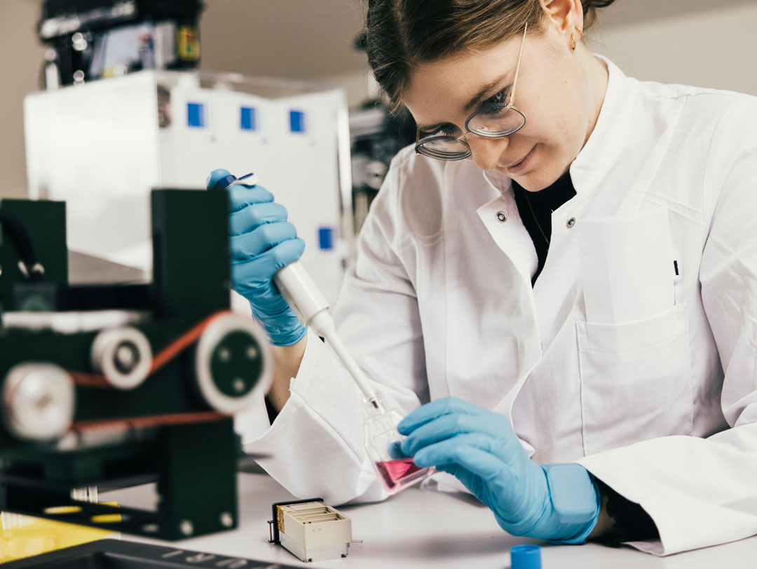 Laboratory work at Yuri